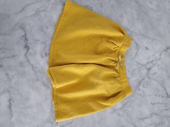 Jupe Okaïdi jaune  taille 12 ans