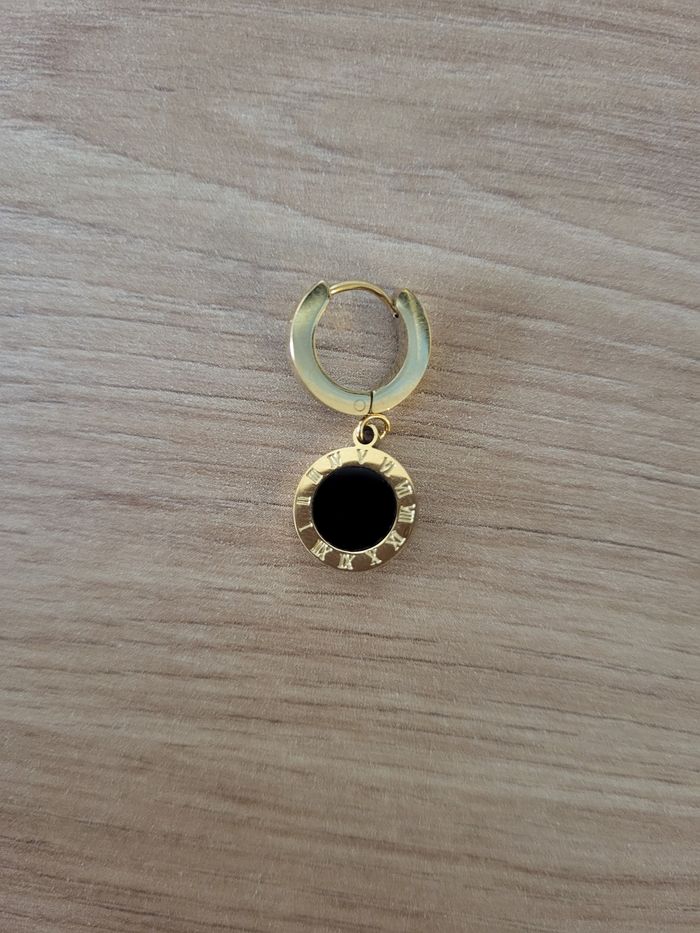 Boucle d'oreille femme - photo numéro 3