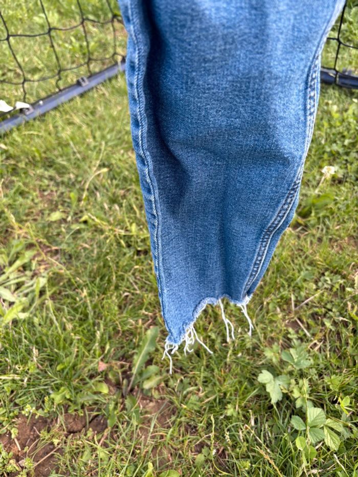 Jean Skinny Bleu Brut Taille 44 - Bas Effiloché Tendance - photo numéro 2