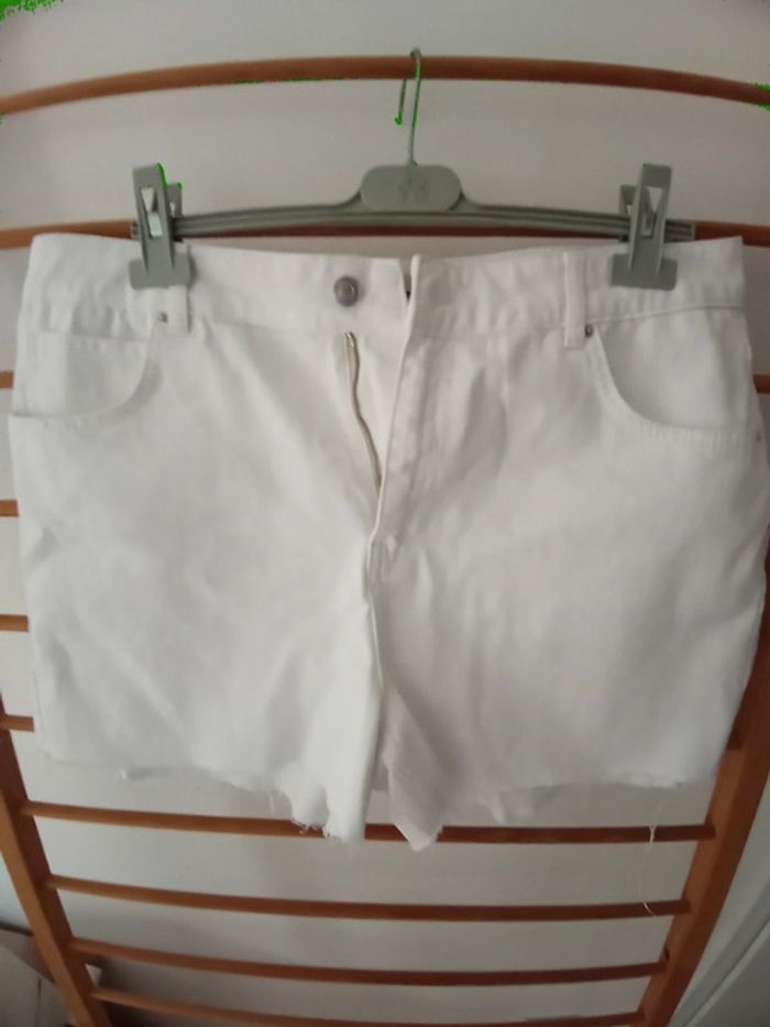 Short blanc femme Etam taille française 44 neuf - photo numéro 2
