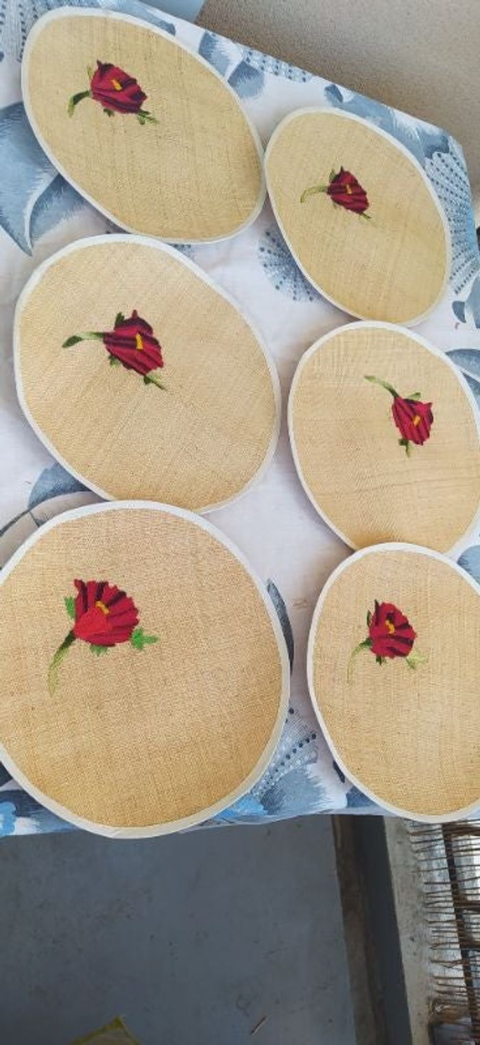 Lot de 6 sets de table avec fleurs neuf