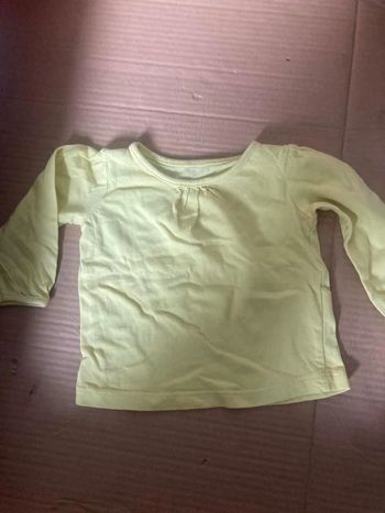 Haut  jaune