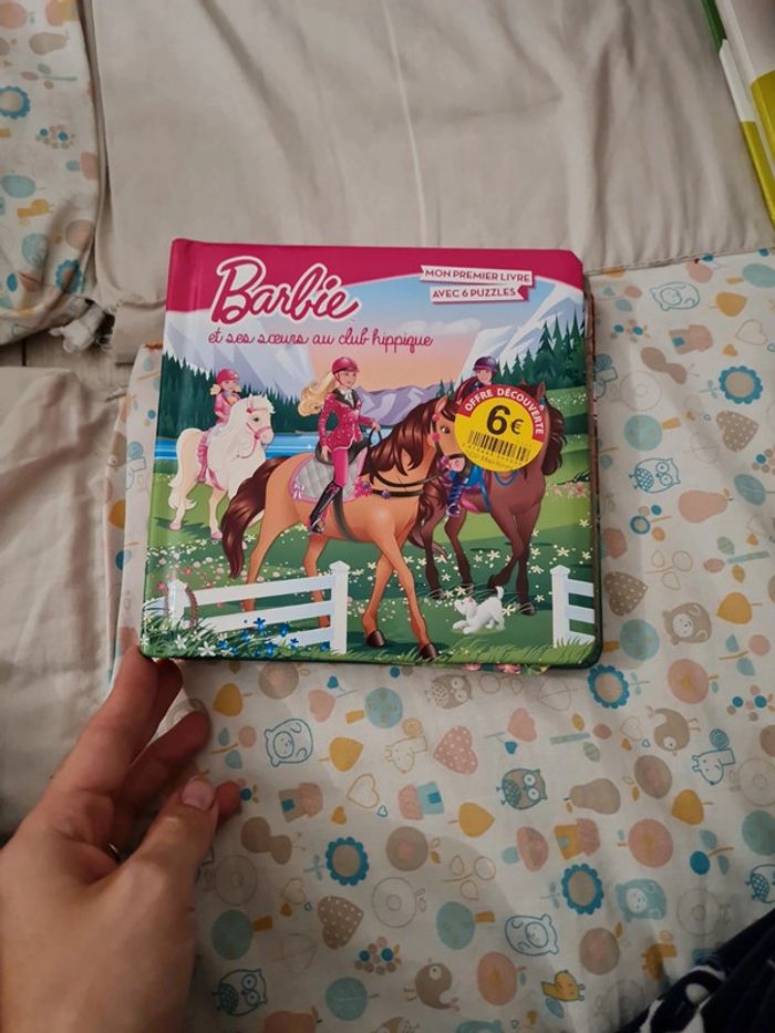 Livre puzzle barbie - photo numéro 1