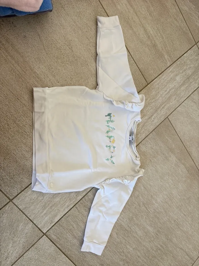 Pull fille 4 ans