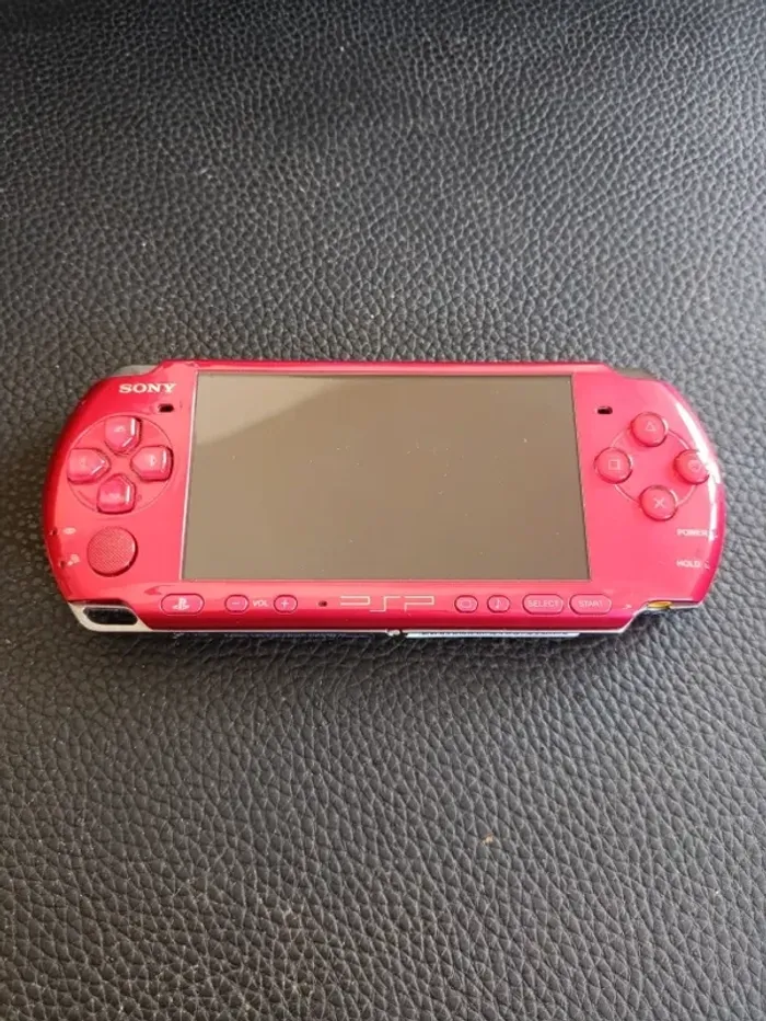 PSP 3004 Slim Rouge Radiant Red Sony