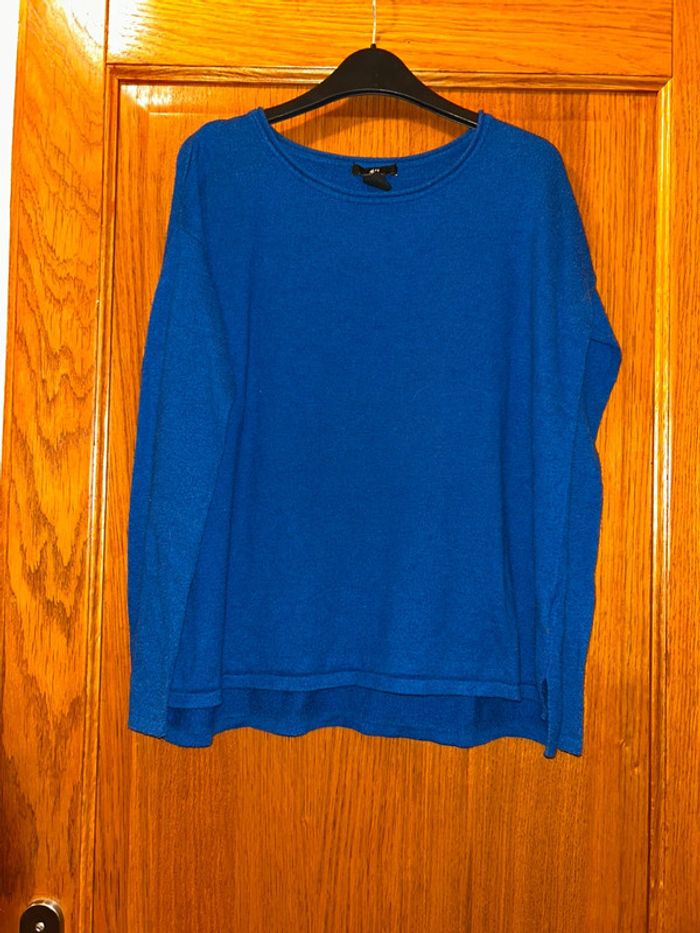 Pull bleu