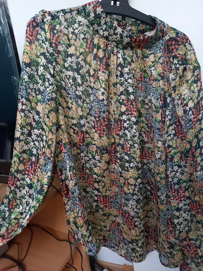 Blouse avec petits plis