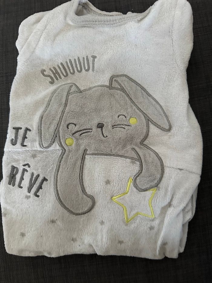 Pygama 1 mois - photo numéro 2