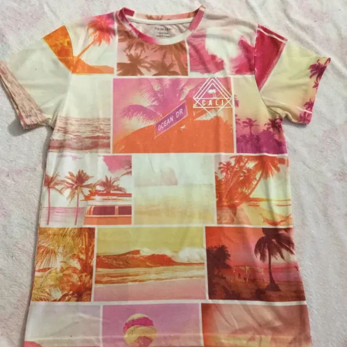 Tee shirt manches courtes garçon 10. 12 ans