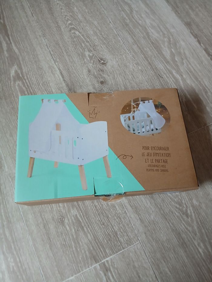 Jouet ciel de lit de poupon neuf en bois - photo numéro 6