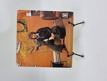 Vinyle 45 tours Alain Delorme : Je Rêve Souvent d’une Femme avec fourreau