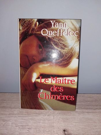 Livre le maître des chimères
