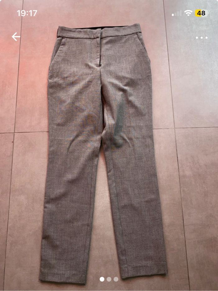 Pantalon gris Zara