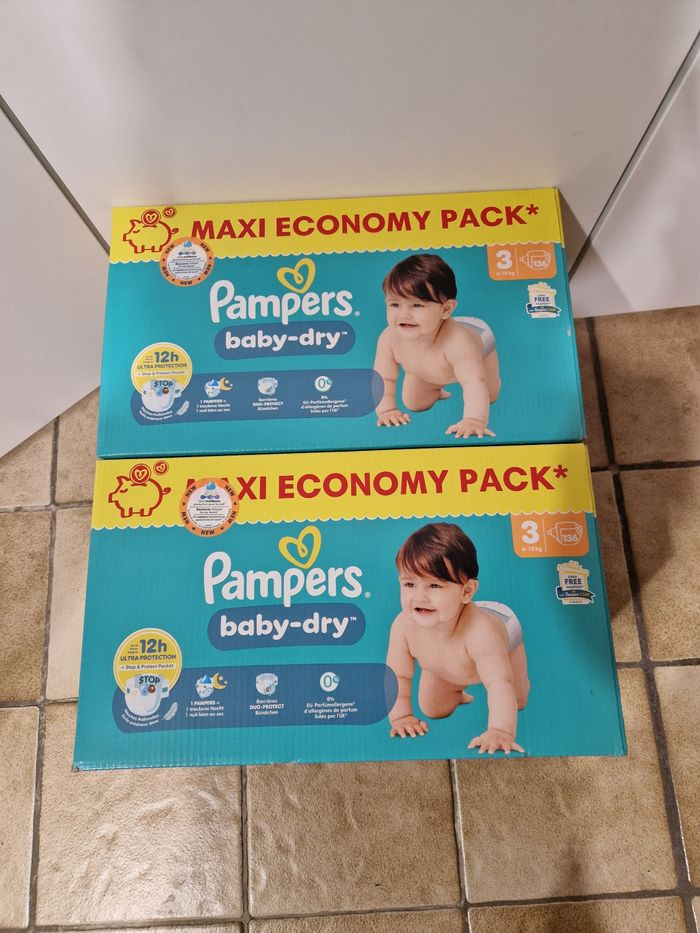 272 couches Pampers baby-dry taille 3