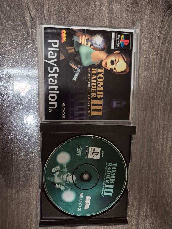 Jeux ps1 tomb raider - photo numéro 2