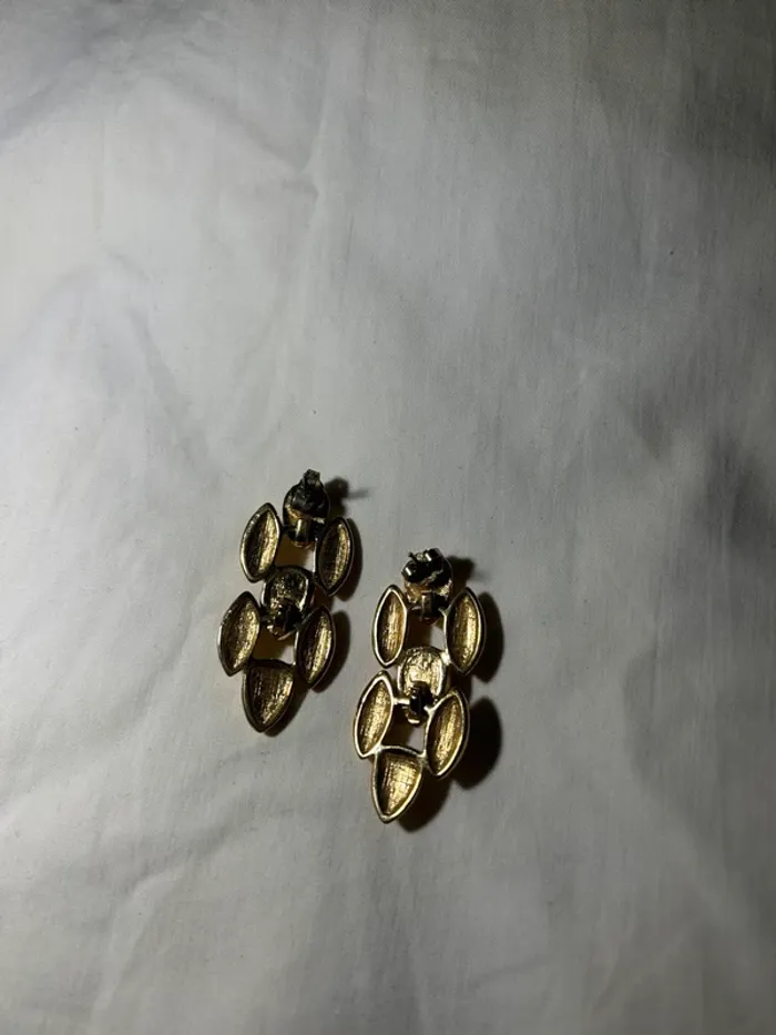 Boucles d’oreilles dorée - photo numéro 4