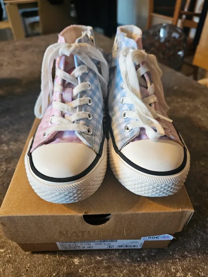 Chaussures Naturino pointure 32 - photo numéro 2