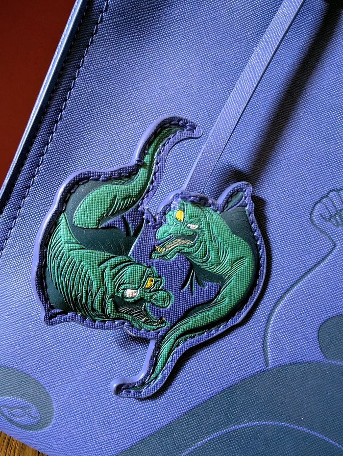 Sac loungefly Ursula debossed - photo numéro 3