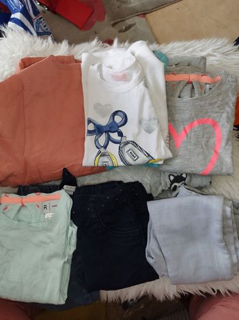Lot vêtements bébé 24 mois