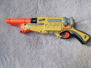 Pistolet barrel break nerf