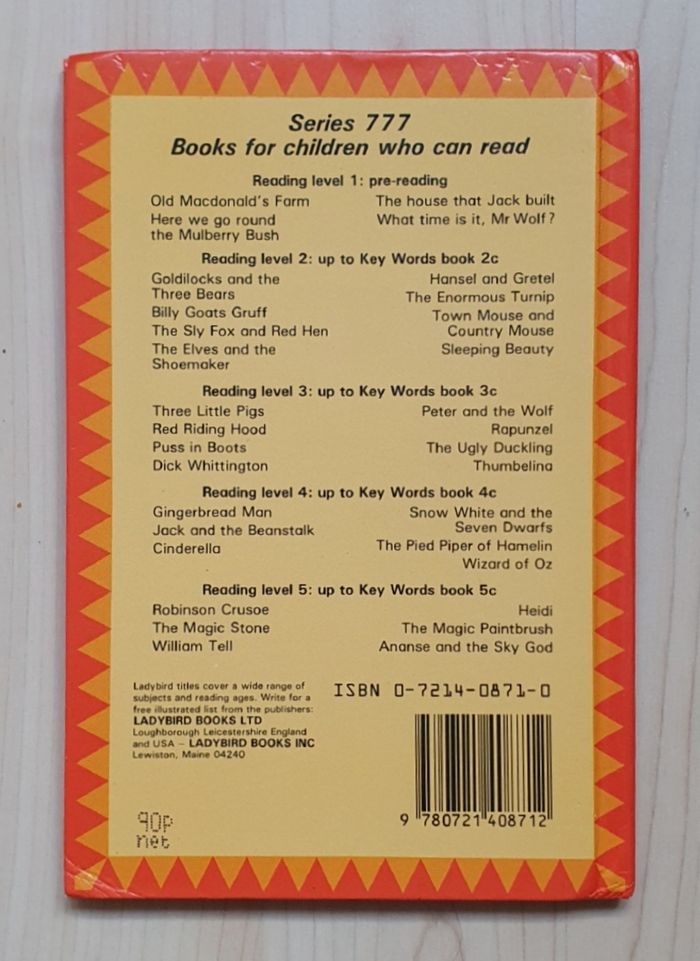 Livre Jeunesse en anglais "What time is it, Mr Wolf ?" (6-8 ans) / Hy Murdock aux Éd. Ladybird - photo numéro 2