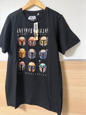 T-shirt star wars taille M noir neuf avec étiquette