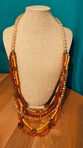 Collier vintage multi-rangs perles ambre et ocre – Collection Sable & Ébène