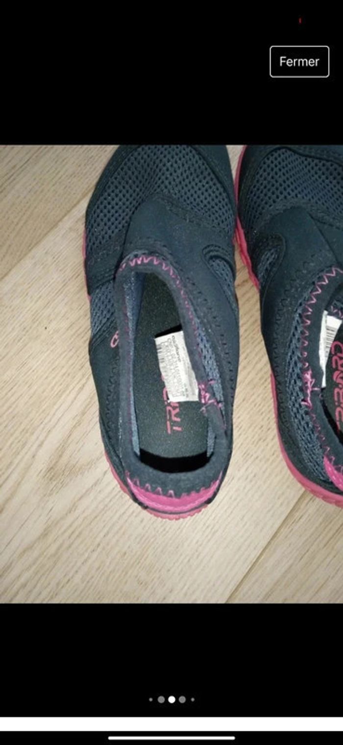 Chaussures de mer/plage Tribord fille pointure 30/31 en très bon état. - photo numéro 4