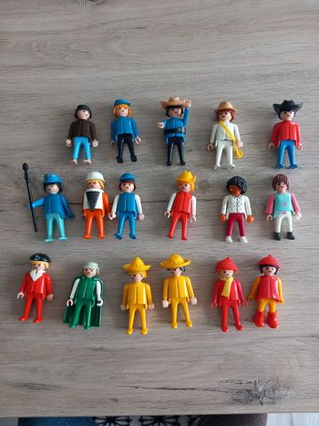 Lot de Figurines playmobil