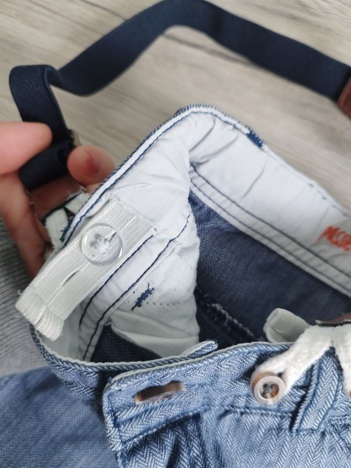 Pantalon avec bretelles garçon 24 mois - photo numéro 5