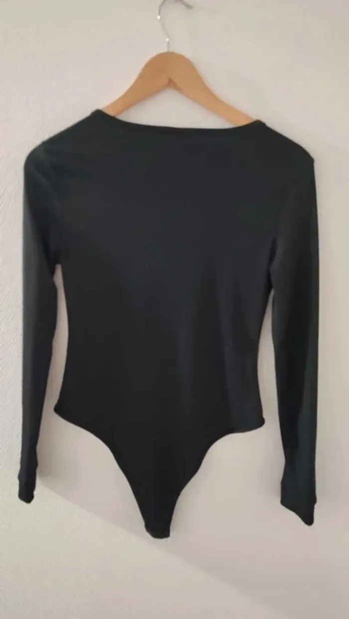 Bodies femme - photo numéro 4