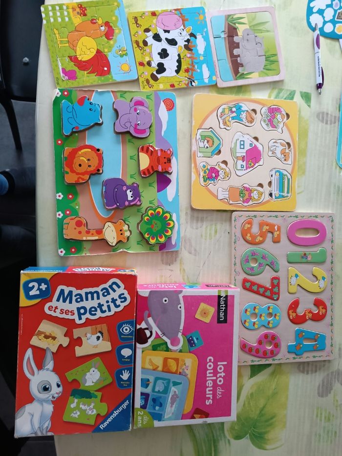 Lot puzzles et loto des couleurs