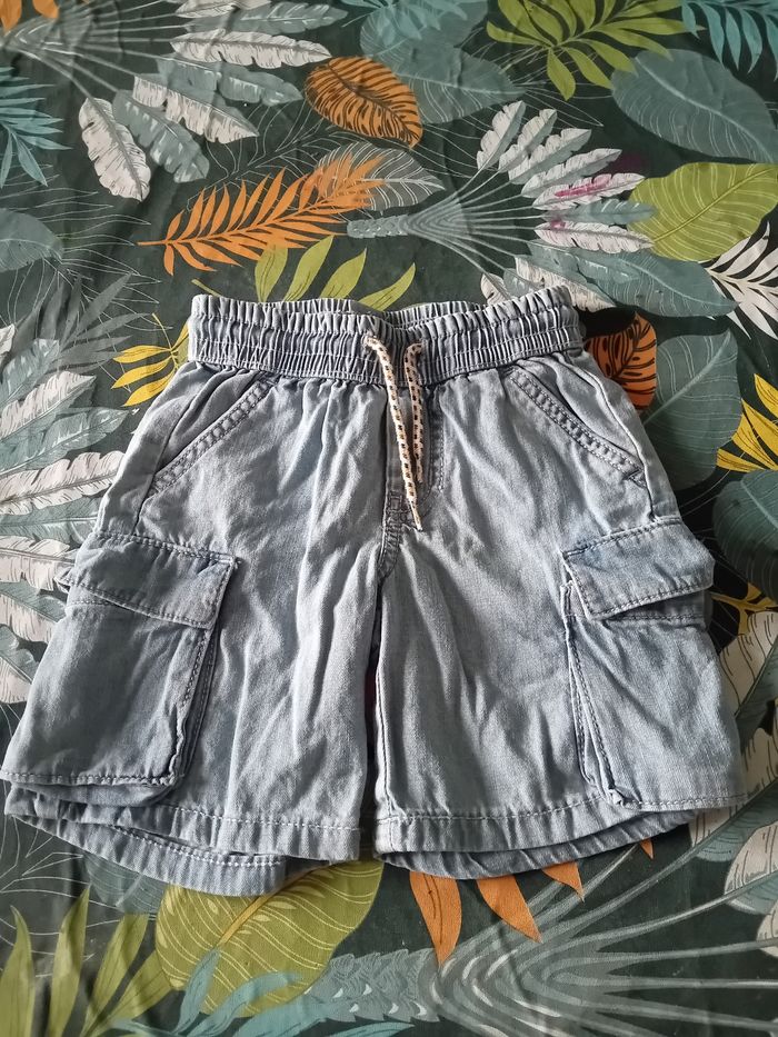 Short garçon KIABI