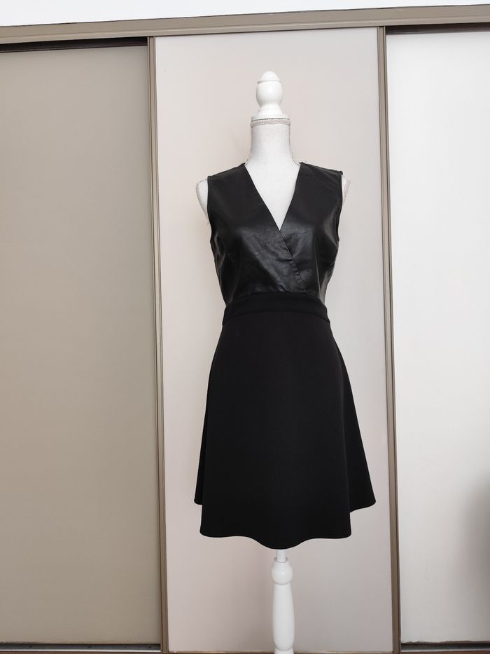 Robe neuve Morgan taille 38 noir automne hiver
