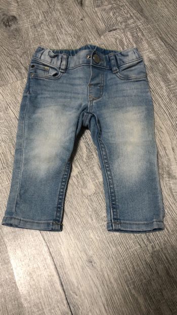 Jeans _ H&M _ 4 a 6 mois