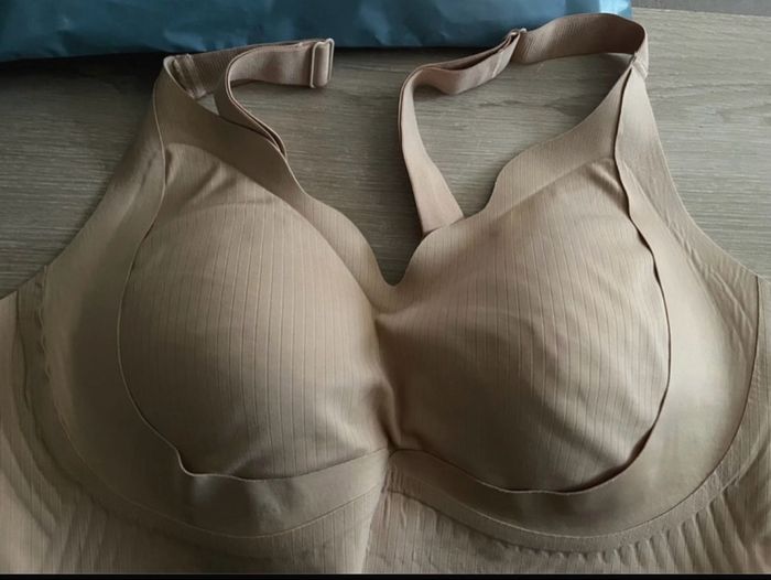 Brassière