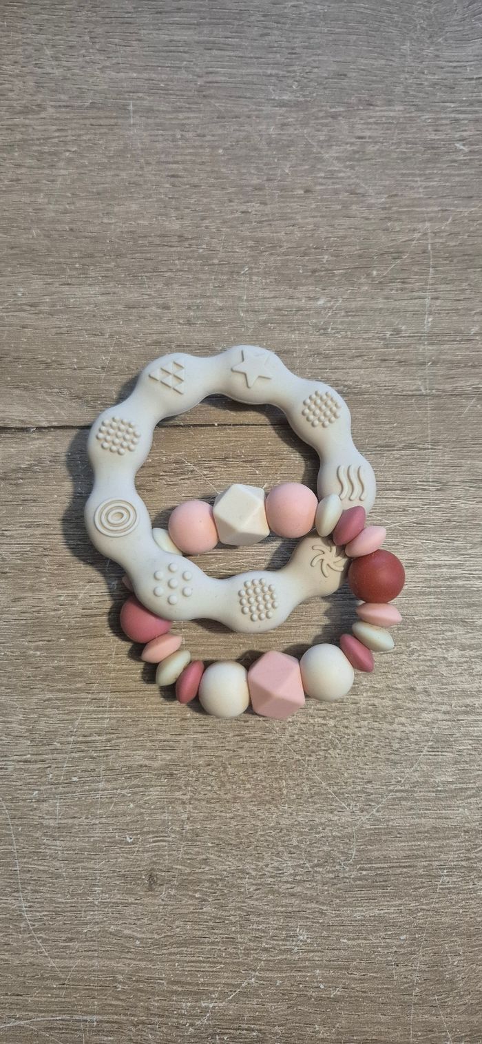 Anneaux de dentition en silicone - photo numéro 2