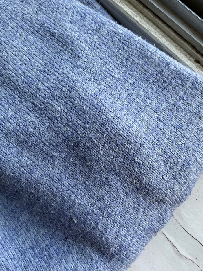 Pull lavande cache-cache - photo numéro 3