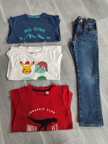 Lot de vêtements en 6 ans