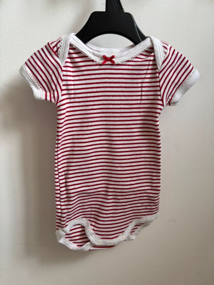Lot 2 bodies rayés Petit Bateau 3 mois - photo numéro 8