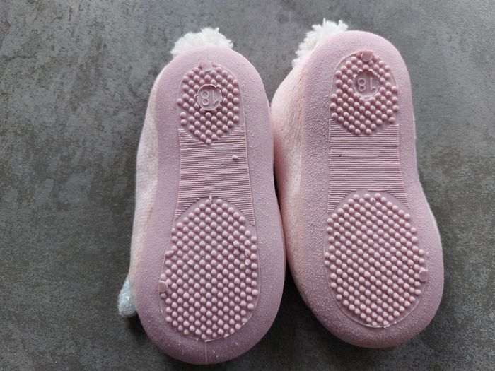 Chaussons lapins 🐰 - photo numéro 4