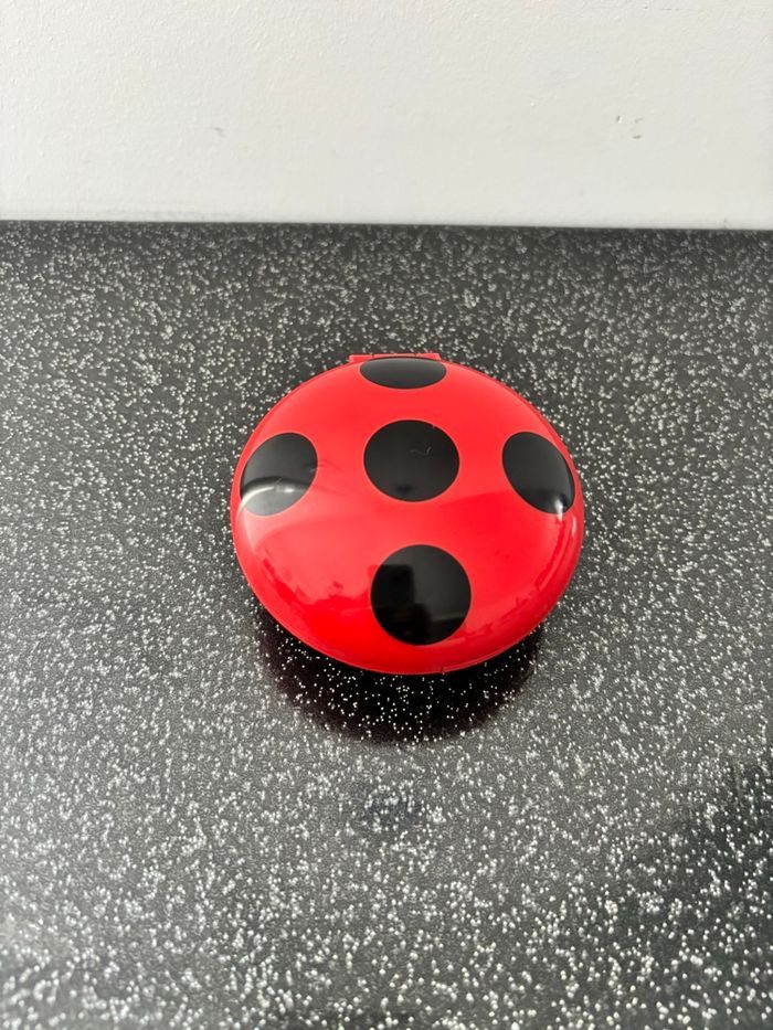 Bandai - Téléphone magique Miraculous Ladybug - photo numéro 2