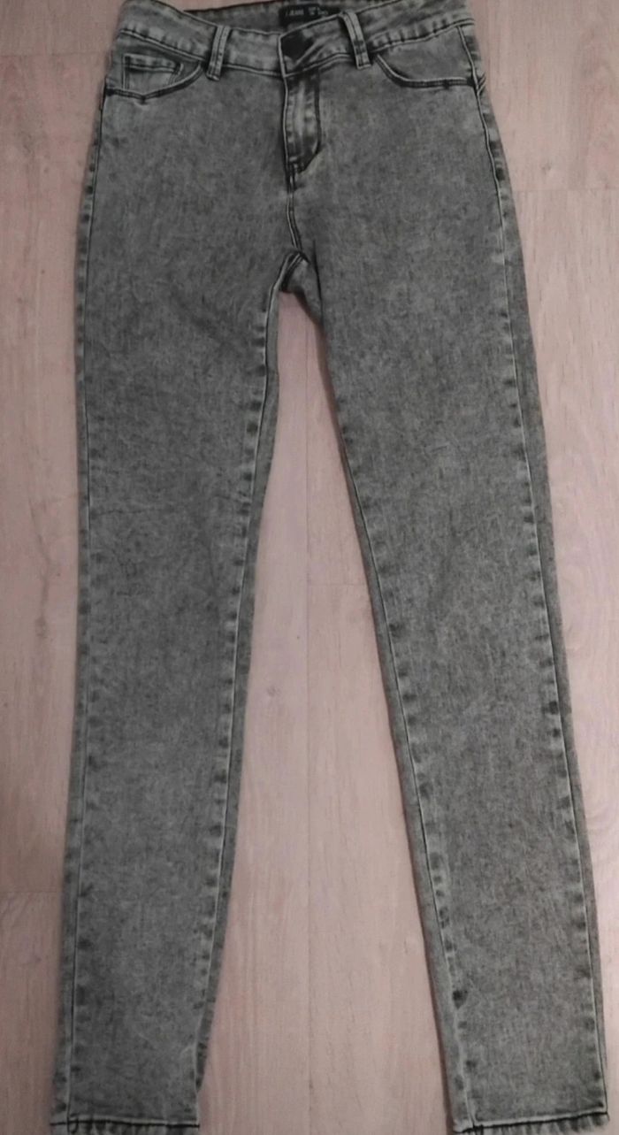 Jeans push up - photo numéro 1