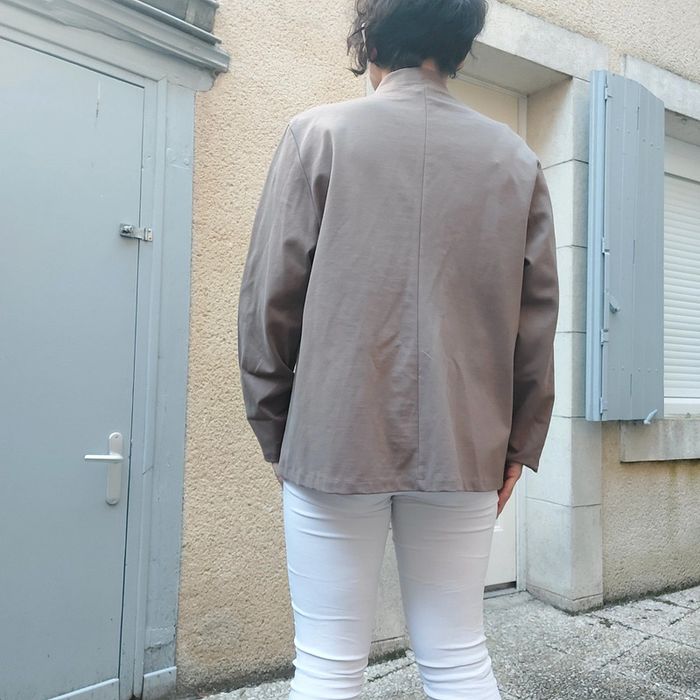 Superbe blazer taupe neuf - photo numéro 3
