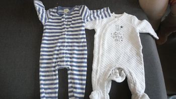 Lot 2 pyjamas manches longues – 6 mois– lot G