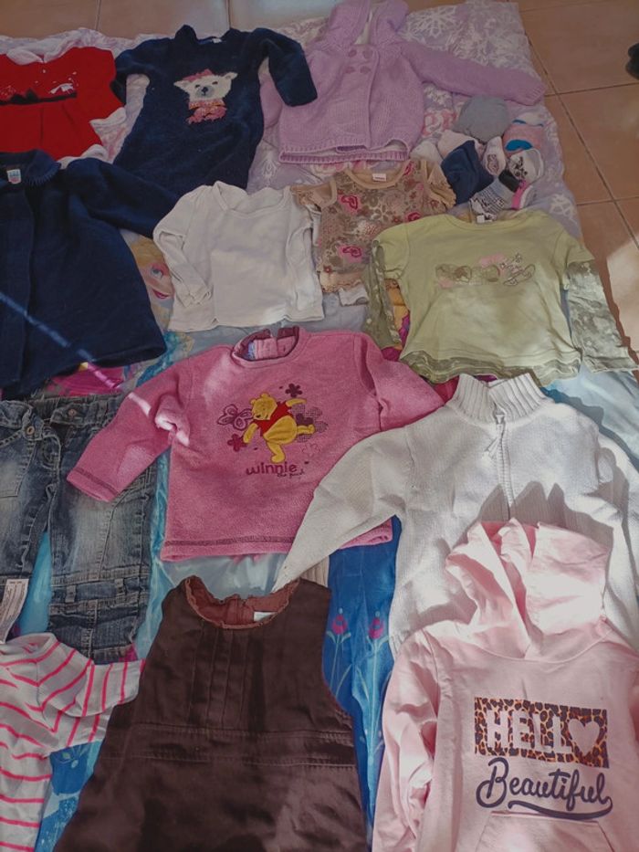 Lot vêtements fille 2 ans - photo numéro 9