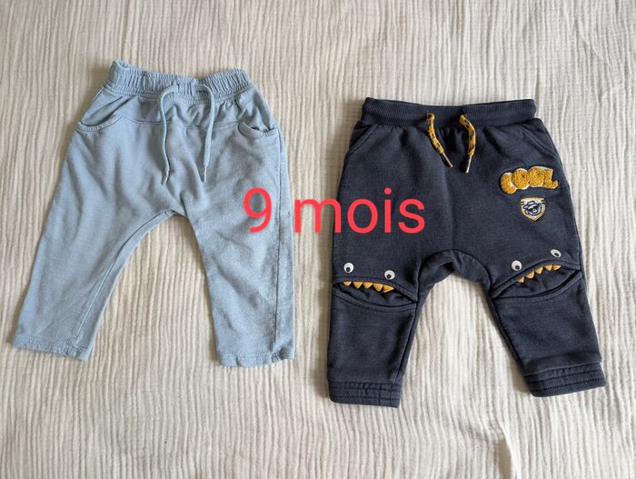 Lot deux joggings 9 mois