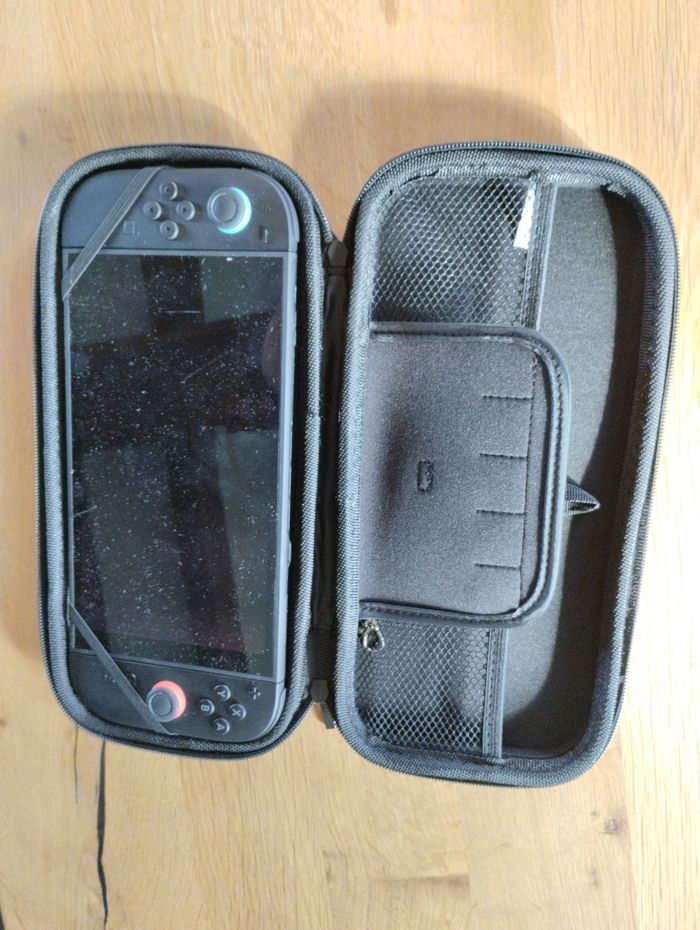 Etui de transport pour console Nintendo Switch 2 - photo numéro 2