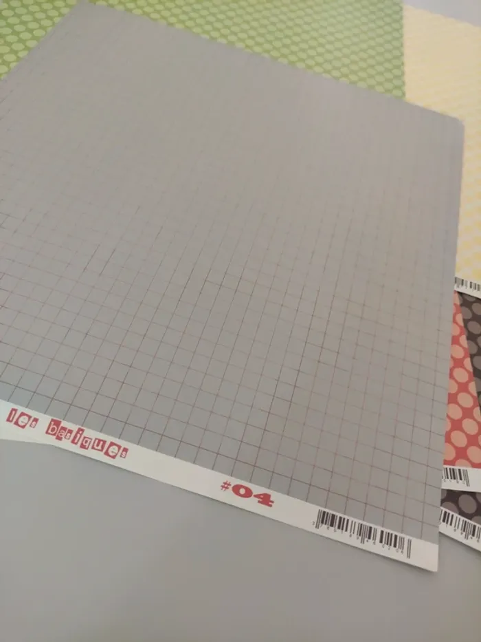 Papiers pour loisirs créatifs - photo numéro 13