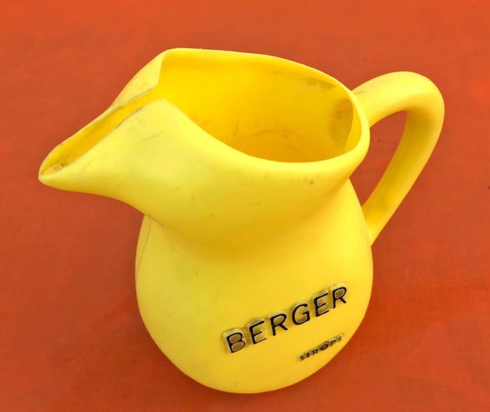 Pichet publicitaire Berger Sirops Plastique semi-rigide  Sirops de Luxe Made in France - photo numéro 2
